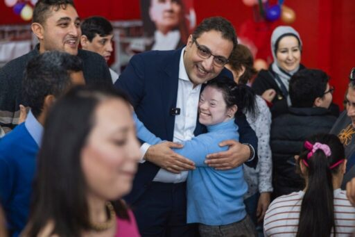 Balçova Belediyesi, ilçede yaşayan engelli bireyler ve aileleri için
“Engelsiz Yılbaşı