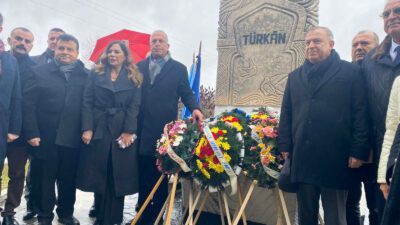 Gaziemir Belediyesi’nin kardeş belediyesi Kirkovo Belediyesi’nin düzenlediği anma etkinliklerine katılan