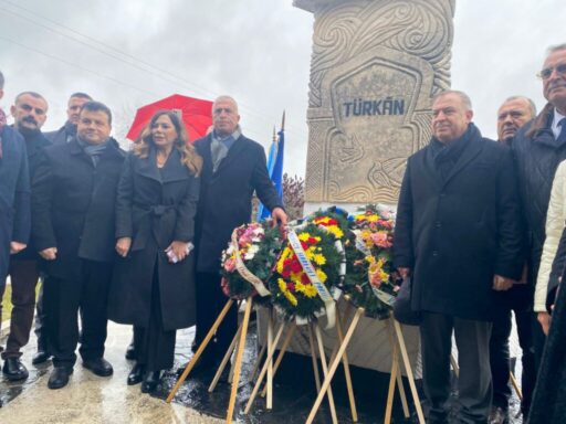 Gaziemir Belediyesi’nin kardeş belediyesi Kirkovo Belediyesi’nin düzenlediği anma etkinliklerine katılan