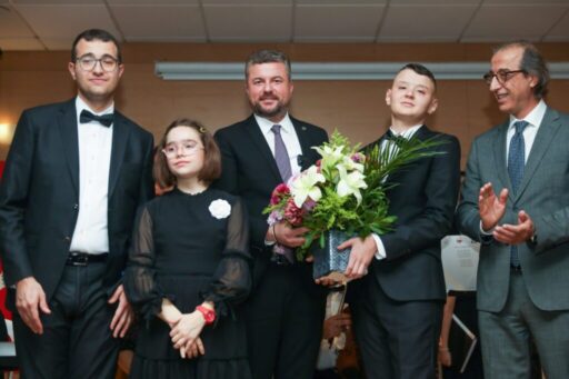 Dünyada otizmli bireylerden kurulmuş en büyük orkestra ve koro olan