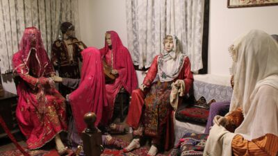 İZMİR(Ege Ajans)- Ege Üniversitesi Etnografya Müzesi, Aralık ayı boyunca dopdolu bir