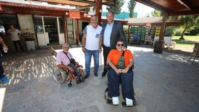 Menderes Belediyesi, engelsiz vatandaşlara verdiği hizmetler ve sağladığı imkanlar ile
