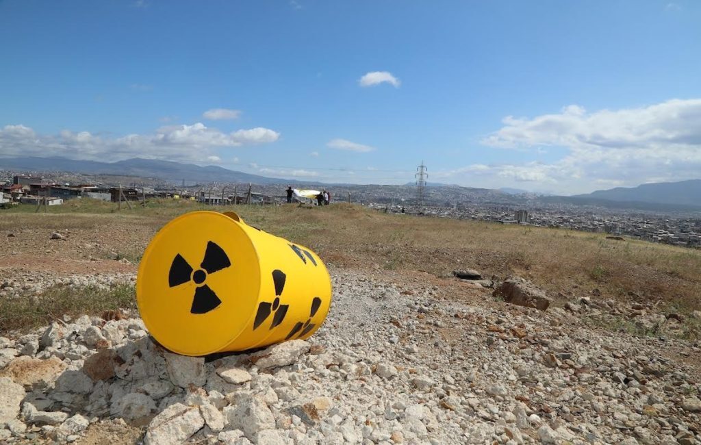 İZMİR’İN ÇERNOBİLİNDE NELER OLUYOR? TMMOB Çevre Mühendisleri Odası İzmir Şubesi Gaziemir de "İzmir'in Çernobil'i"