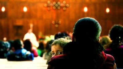 İranlı ve yabancı uyruklu Hristiyanların apartman dairelerinde düzenlediği iddia edilen