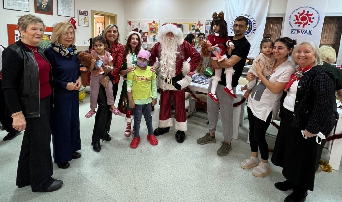 KİTVAK’ın her yıl geleneksel hale getirdiği yeni yıl kutlaması etkinliğinde