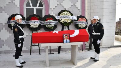 Denizli İl Emniyet Müdürlüğü'nde görevli polis memuru Serdar Gülcan, kalp