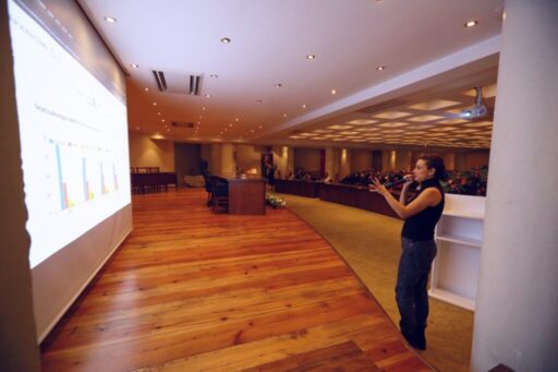 Meryem Ana Evi Otopark gelirleri elinden alınan Efes Selçuklu vatandaşlardan