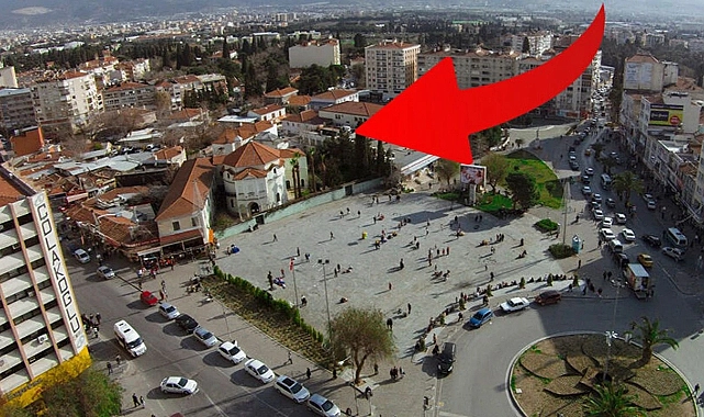 Bornova Meydanı’nda düzenleme yapılması konusu Belediye Başkanı Ömer Eşki ile