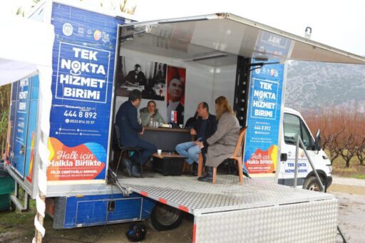 Efes Selçuk Belediye Başkanı Sengel Meryem Ana Evi nöbeti devam