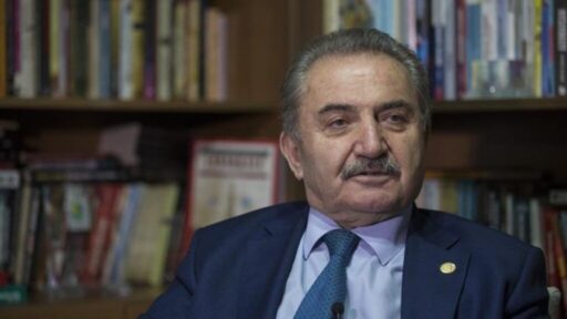 ATA Parti Genel Başkanı Namık Kemal Zeybek, partisinin Eskişehir İl