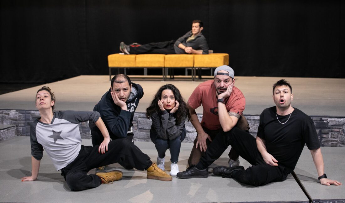 Çocuklar ve aileleri için çağdaş bir masal “Don Kişot” İzmir Şehir Tiyatroları minikler ve aileleri için çağdaş bir masal