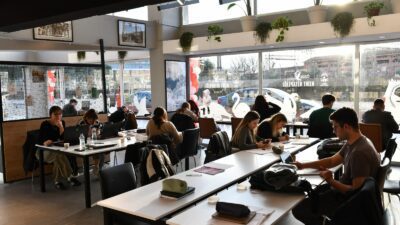 İzmir'de eğitim ve kültür hayatına önemli bir katkı sağlayacak olan