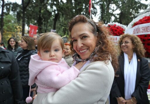 Karşıyaka Belediyesi, İzmir’de ilk olan Karşıyaka95 Projesi ile yeni bebek