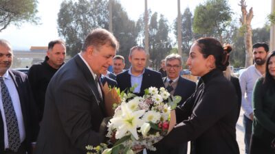 İzmir Büyükşehir Belediye Başkanı Dr. Cemil Tugay, İZBETON Genel Müdürlüğü’nü