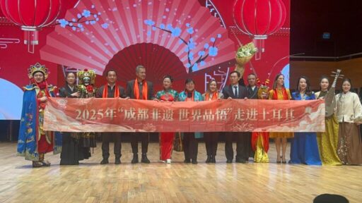 İzmir, üçüncü kez Çin Yeni Yılı kutlamalarına ev sahipliği yaptı.