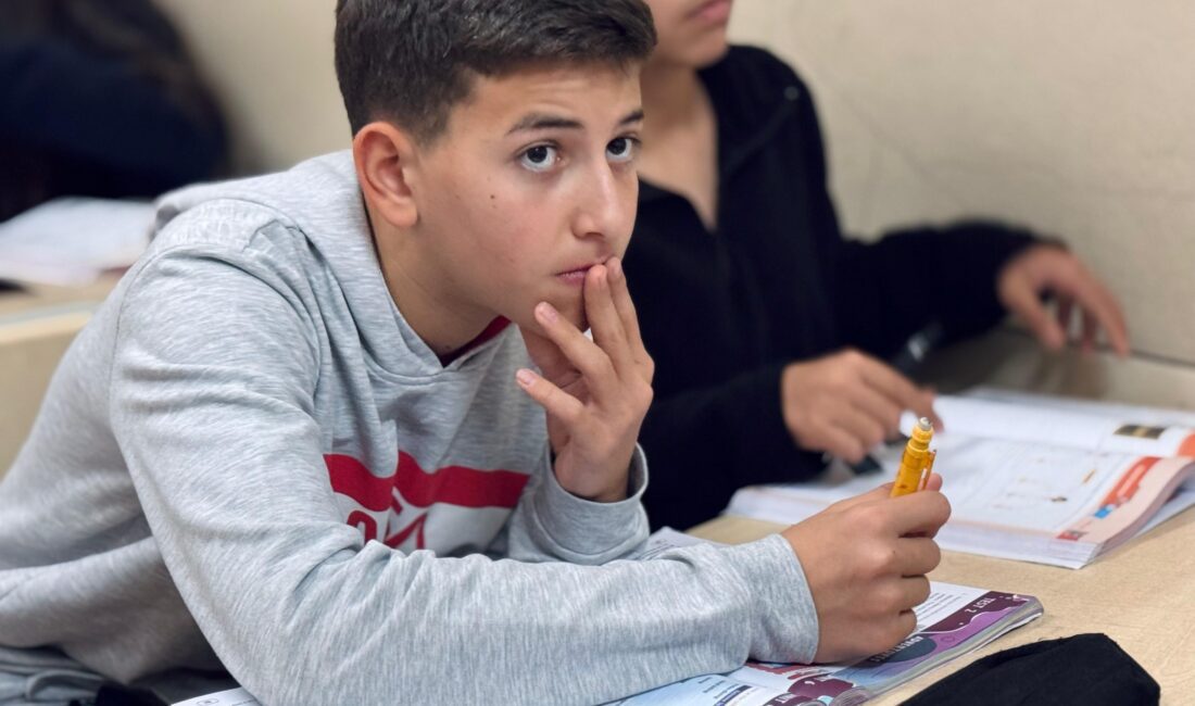 Çiğli Belediyesi Eğitim Merkezi (ÇİBEM), sömestr tatilinde de öğrencilerin geleceğine