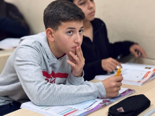 Çiğli Belediyesi Eğitim Merkezi (ÇİBEM), sömestr tatilinde de öğrencilerin geleceğine