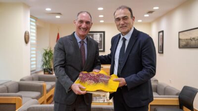 Amerika Birleşik Devletleri’nin İzmir Maslahatgüzarı Michael Goldman İzmir Büyükşehir Belediyesi’ni