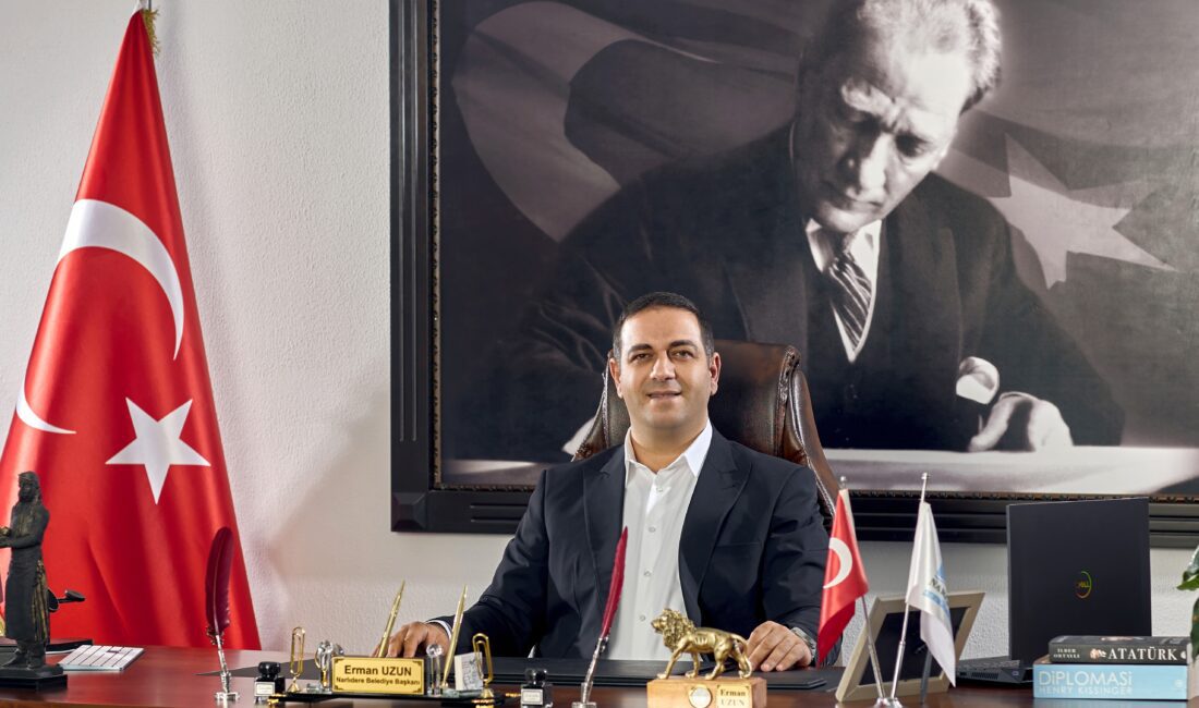 BAŞKAN ERMAN UZUN, “9 AYA ÇOK İŞ SIĞDIRDIK, 2025’E HAZIRIZ” Narlıdere Belediye Başkanı Erman Uzun, 2024 yılına çok iş sığdırdıklarını