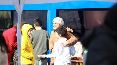 Efes Selçuk Belediye Başkanı Filiz Ceritoğlu Sengel, öğrencilerden yoğun ilgi