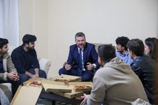 Üniversite kenti Buca’nın Belediye Başkanı Mimar Görkem Duman, öğrenci evine