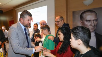 Buca Belediye Başkanı Mimar Görkem Duman’ın hayata geçirdiği Diyabet Sensörü