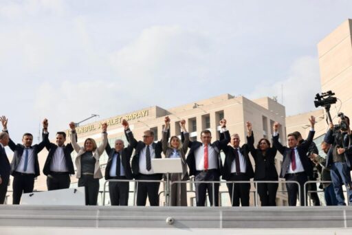 Başkan Tugay, iki ayrı soruşturma kapsamında ifade veren İstanbul Büyükşehir