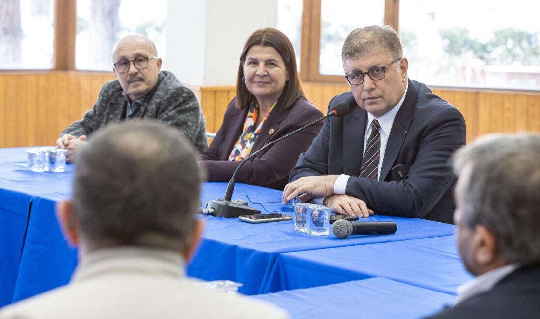 İzmir Büyükşehir Belediye Başkanı Dr. Cemil Tugay, Foça’da Tarımsal Kalkınma