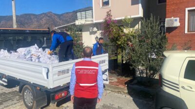 Muğla Büyükşehir Belediyesi soğuk kış günlerinde bin 942 aileye ulaşarak
19