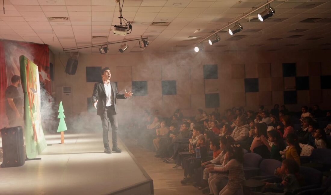 Çeşme’de çocukların heyecanla beklediği Sömestr Festivali sona erdi. Başkan Denizli,