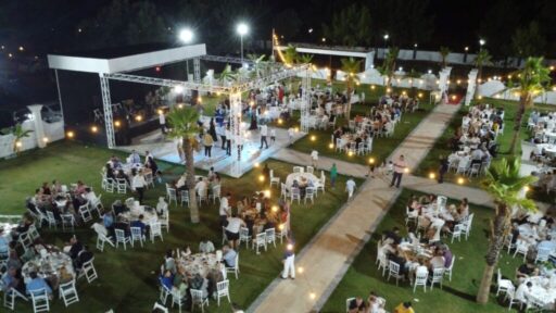 Yeni yıl da evleneceklere Esnaf Birliğine (İESOB) ait Espark otelden