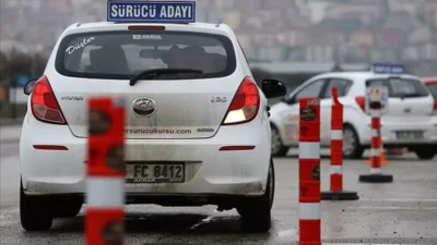 Ehliyet almayı planlayan sürücü adaylarını üzecek bir haber geldi. 