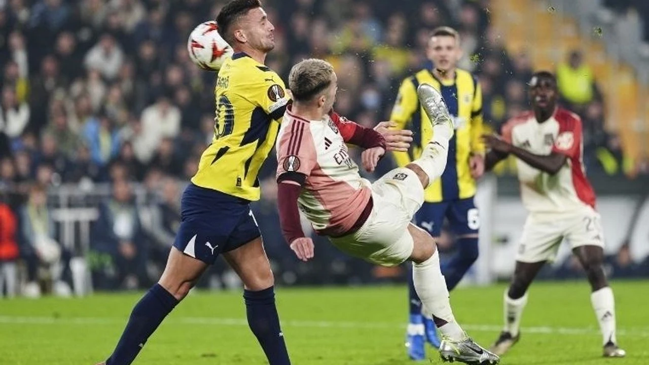 UEFA Avrupa Ligi'nin 7. haftasında Fenerbahçe Kadıköy de  Lyon