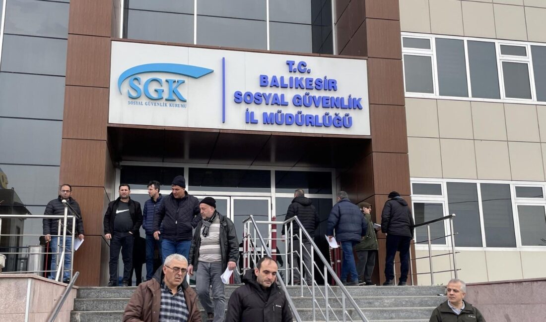 İŞSİZLİK ORANI KASIM AYINDA GERİLEDİ! İşsizlik rakamları Kasım ayında gerilerken, istihdam edilenlerin sayısında düşüş yaşandı.