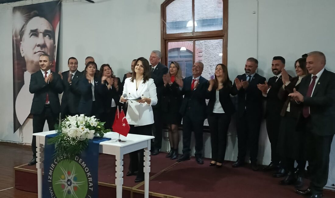 İzmir Çağdaş Demokrat Mali Müşavirler grubu bu akşam gerçekleştirdiği aday