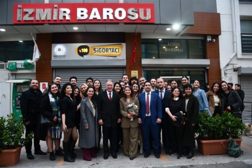 Demokrasi açıklaması, İzmir barosu tarafından