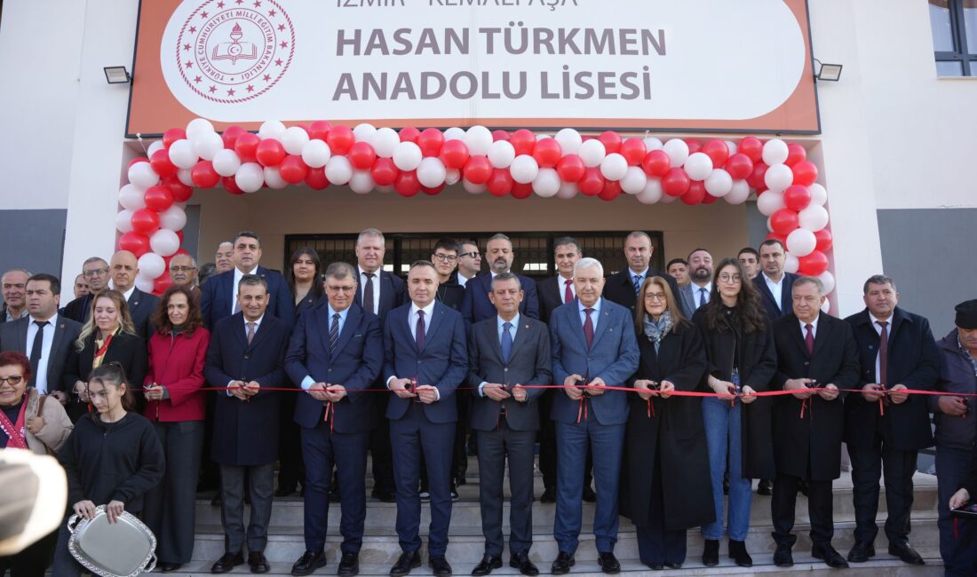 Cumhuriyet Halk Partisi Genel Başkanı Özgür Özel, Kemalpaşa Belediyesi tarafından