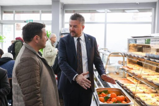 Buca Belediyesi, gelirinin hasta çocukların tedavi ve eğitiminde kullanıldığı LÖSEV