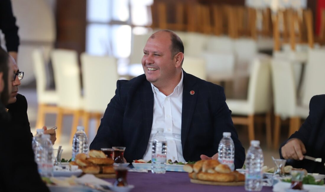 Menderes Belediye Başkanı İlkay Çiçek, 10 Ocak Çalışan Gazeteciler Günü’nde