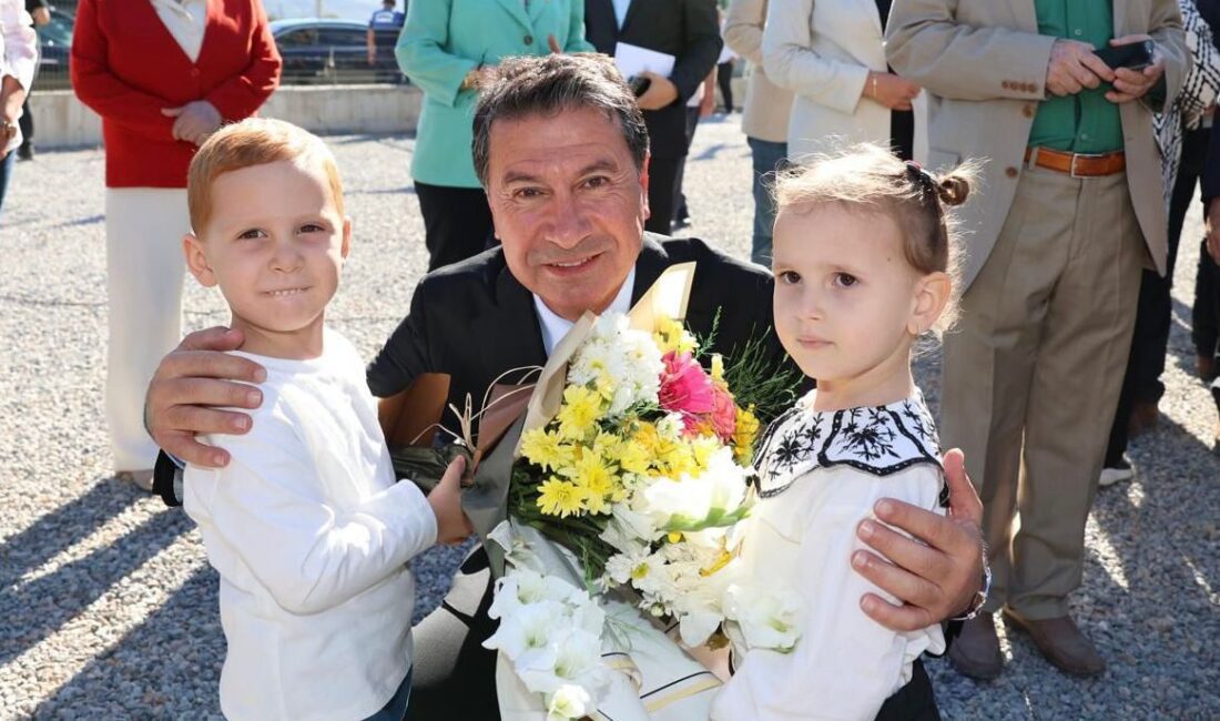 Muğla Büyükşehir Belediye Başkanı Ahmet
Aras, sosyal hizmetler alanındaki önemli projelere