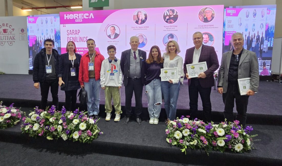 PLASTİK ATIKLARIMIZ ÇÖP DEĞİL MİLLİ SERVET Ege Plastik Sanayicileri Derneği, Çöplerin içinde bulunan maddelerin milli servet