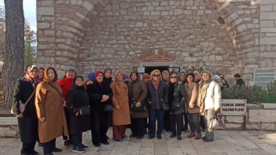Manisa Büyükşehir Belediyesi, toplumsal hayata eşit katılımı sağlamak üzere kadınlara