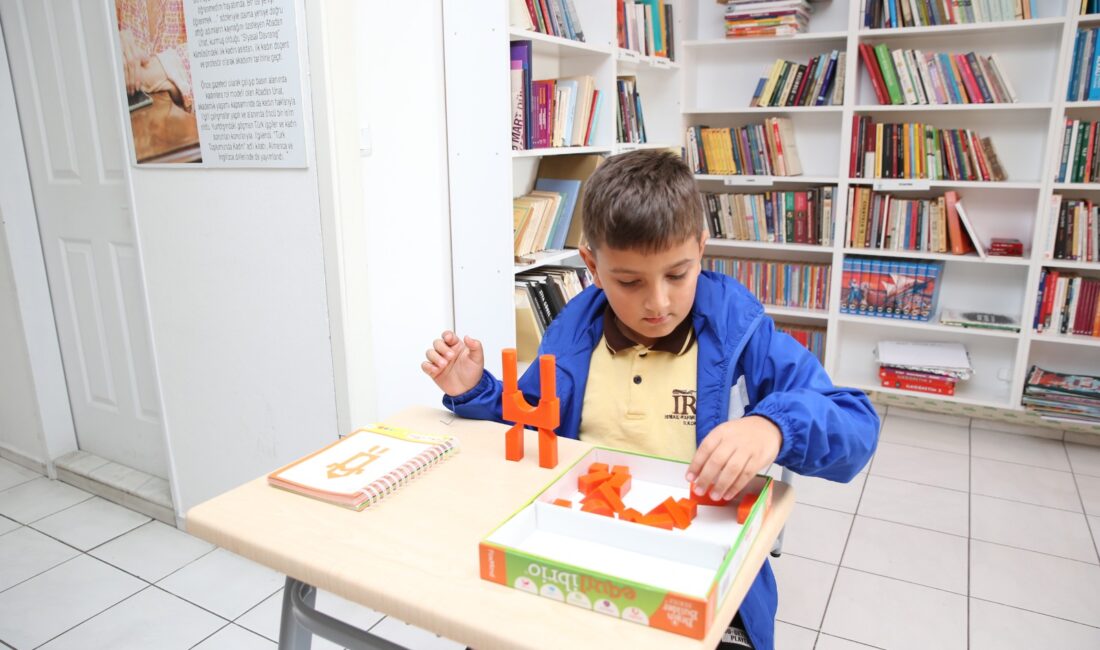 Çiğli Belediyesi’nde Ücretsiz Akıl ve Zeka Oyunları Kursu Çiğli Belediyesi tarafından düzenlenen Akıl ve Zeka Oyunları Kursuları başladı.