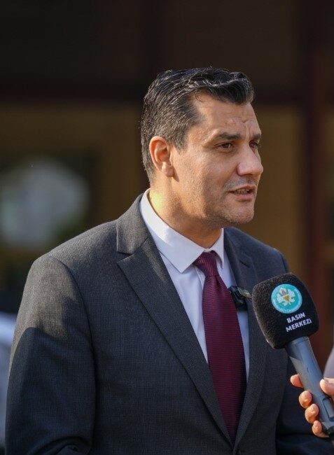 Ferdi Zeyrek, “Manisa’mızın doğasını koruyacak ve bu emaneti gelecek nesillere