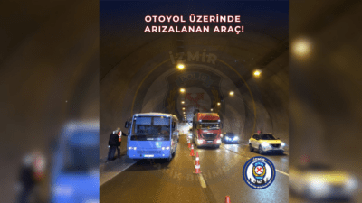 Bayraklı Küçük Tünel içinde, Karşıyaka istikametine doğru sağ şeritte bir