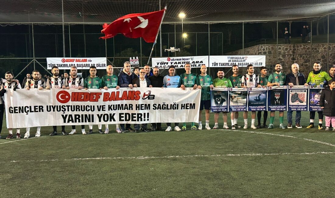 BAĞIMLILIK İLE MÜCADELE İÇİN SAHAYA ÇIKTILAR İzmir'de bağımlılık ile mücadele de farkındalık yaratmak için Masterlar sahaya