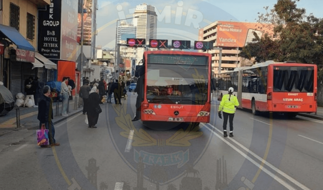 İzmir Konak’ta ESHOT arızası: Trafik sıkıştı! İzmir’in Konak ilçesi Eşrefpaşa Caddesi üzerinde, İki Çeşmelik mevkiinde Üçyol