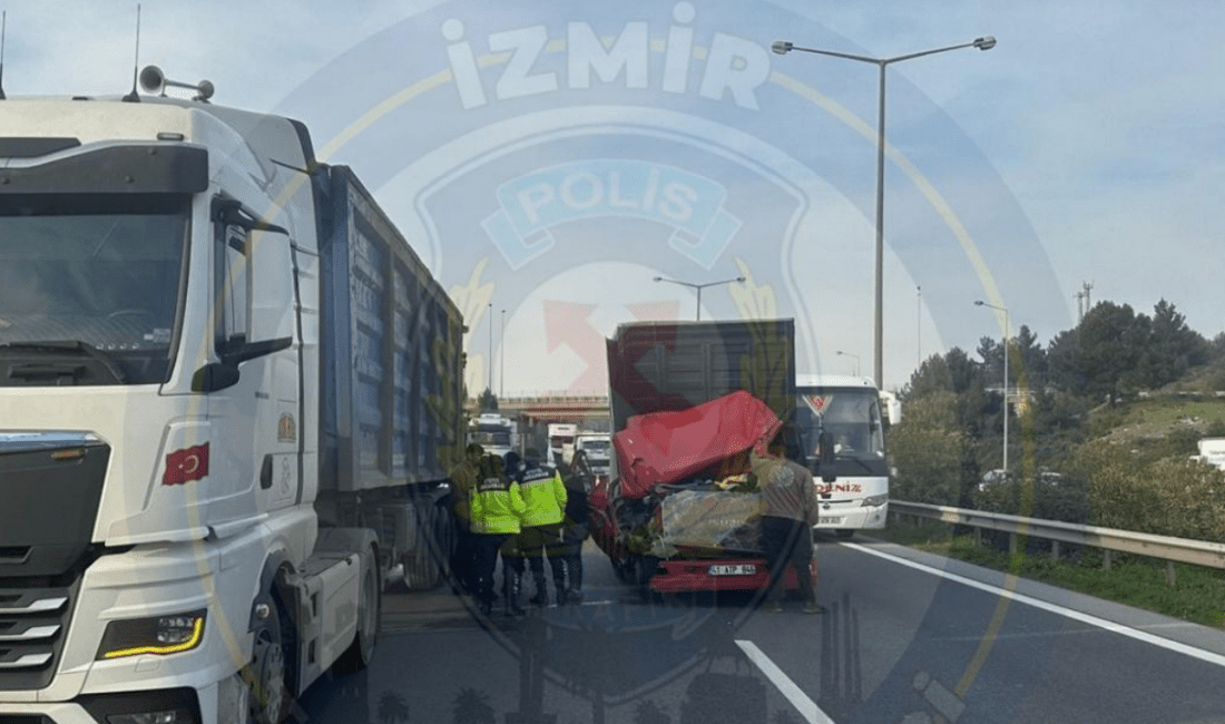 İzmir-Aydın Otoyolu'nda bu sabah saatlerinde Torbalı istikametine doğru bir trafik