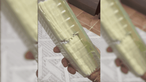 Şirinyer de bulunan bir marketten alınan küflü peynir, müşterilerin tepkisine