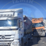 Kaza, Bayraklı Ege Üniversitesi Kavşağı mevkiinde zincirleme trafik kazası meydana